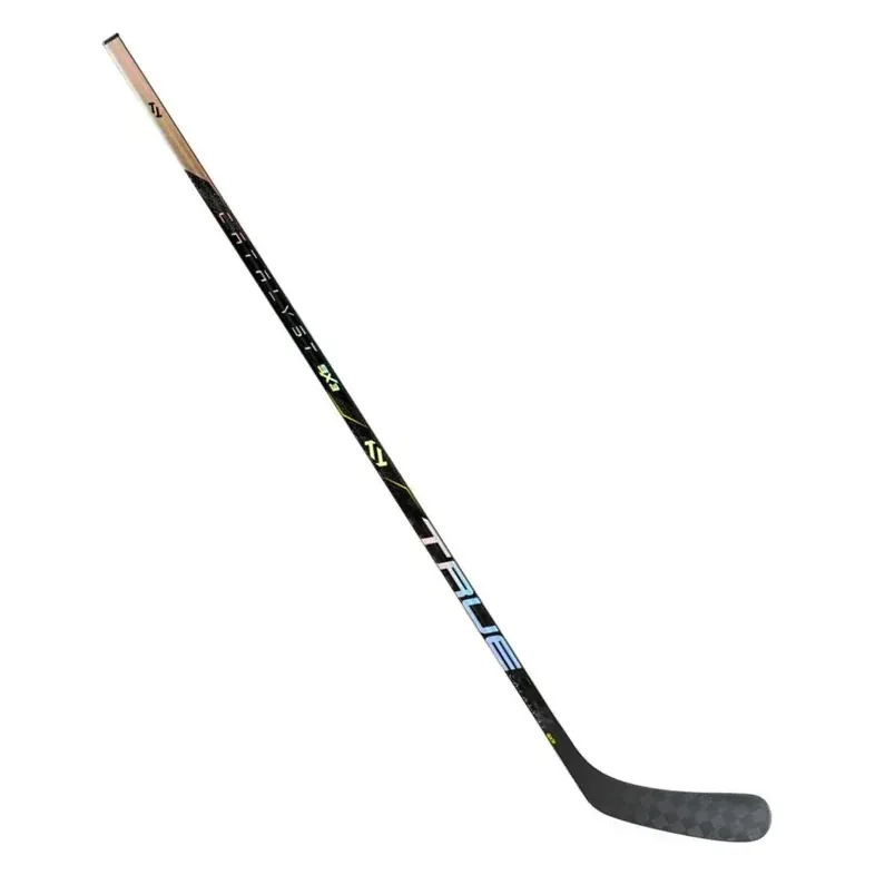 True Catalyst 9X3 hockey stick